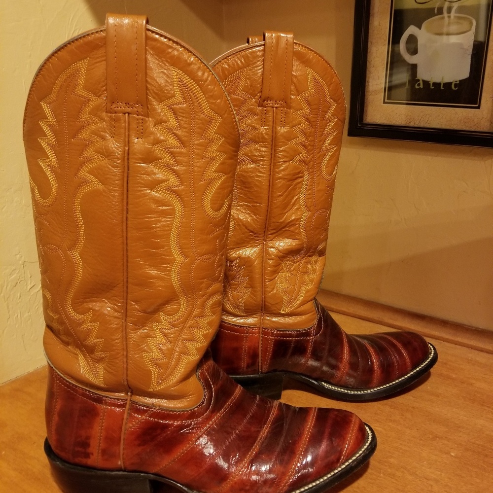 Men's Botas diligencia eel skin boots size 6